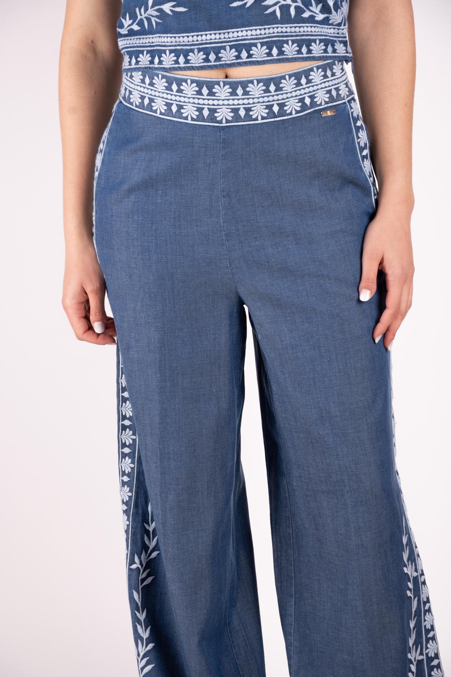 Fracomina pantalone a palazzo con ricami FS25SV3015W792E5 175 Fracomina Main