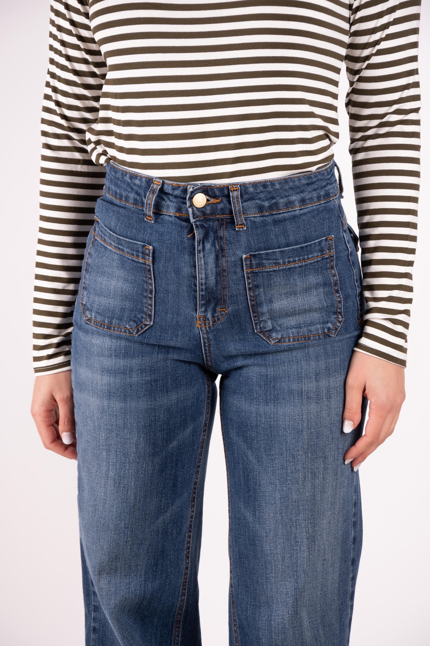 SusyMix Jeans tasche a toppe frontali 81106BOMV6 01 Susy Mix