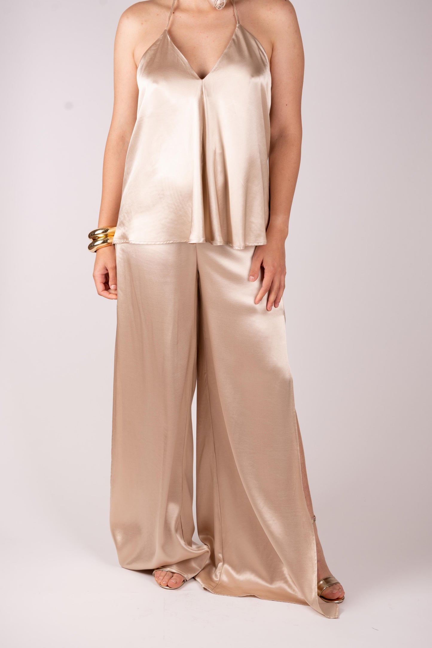 Fracomina Pantalone palazzo satin con spacco FQ25SV3007W51701 150 Fracomina Gold