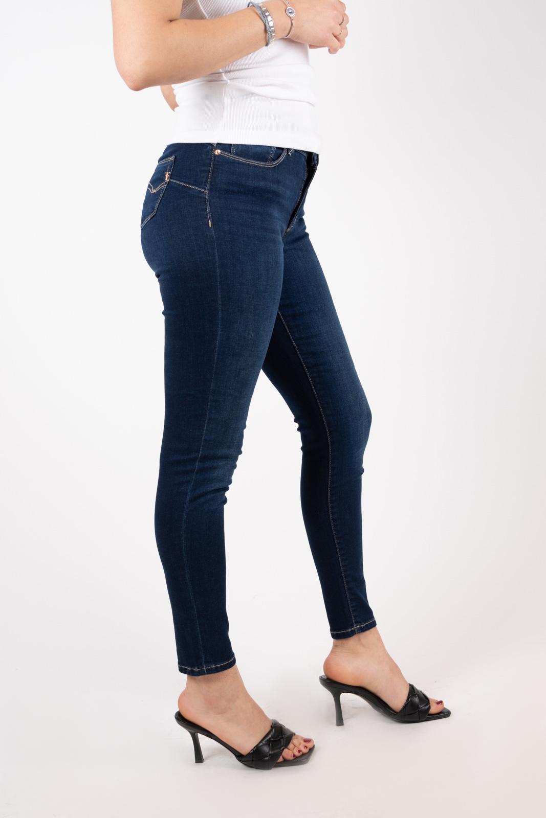 Fracomina Jeans modello Bella Perfect Shape FP000V8000D40101 117 Fracomina Jeans