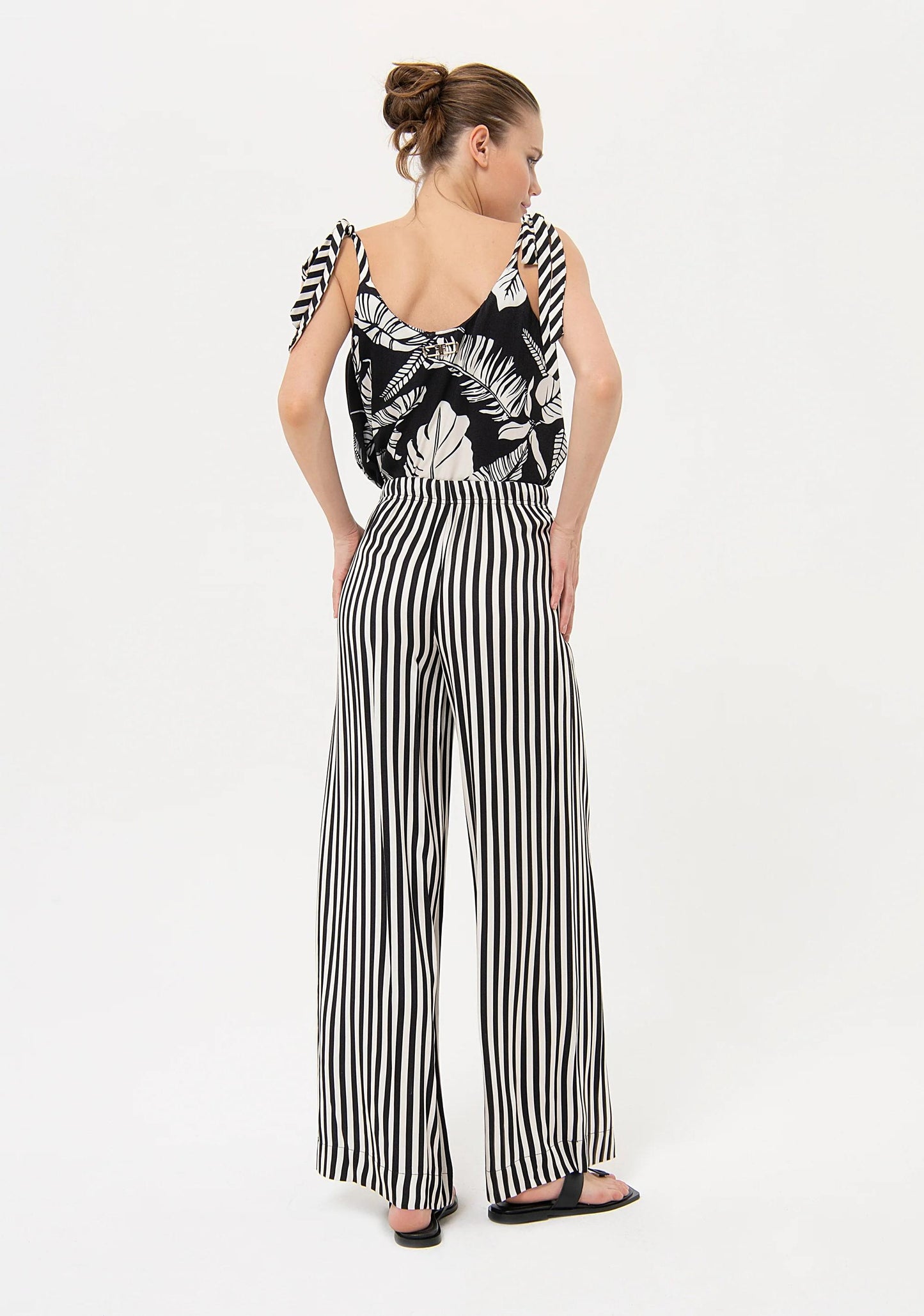 Fracomina Pantalone palazzo righe FJ24SV3001W413N8 B78 Fracomina Easy chic