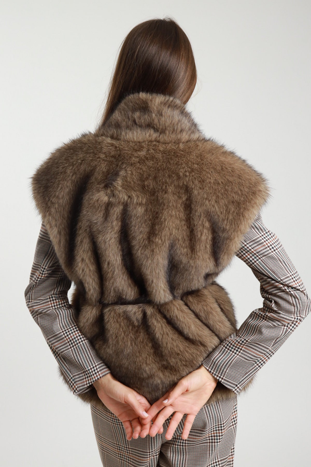SUSYMIX GILET IN ECOPELLICCIA CON CINTURA 505017 01 Susy Mix 