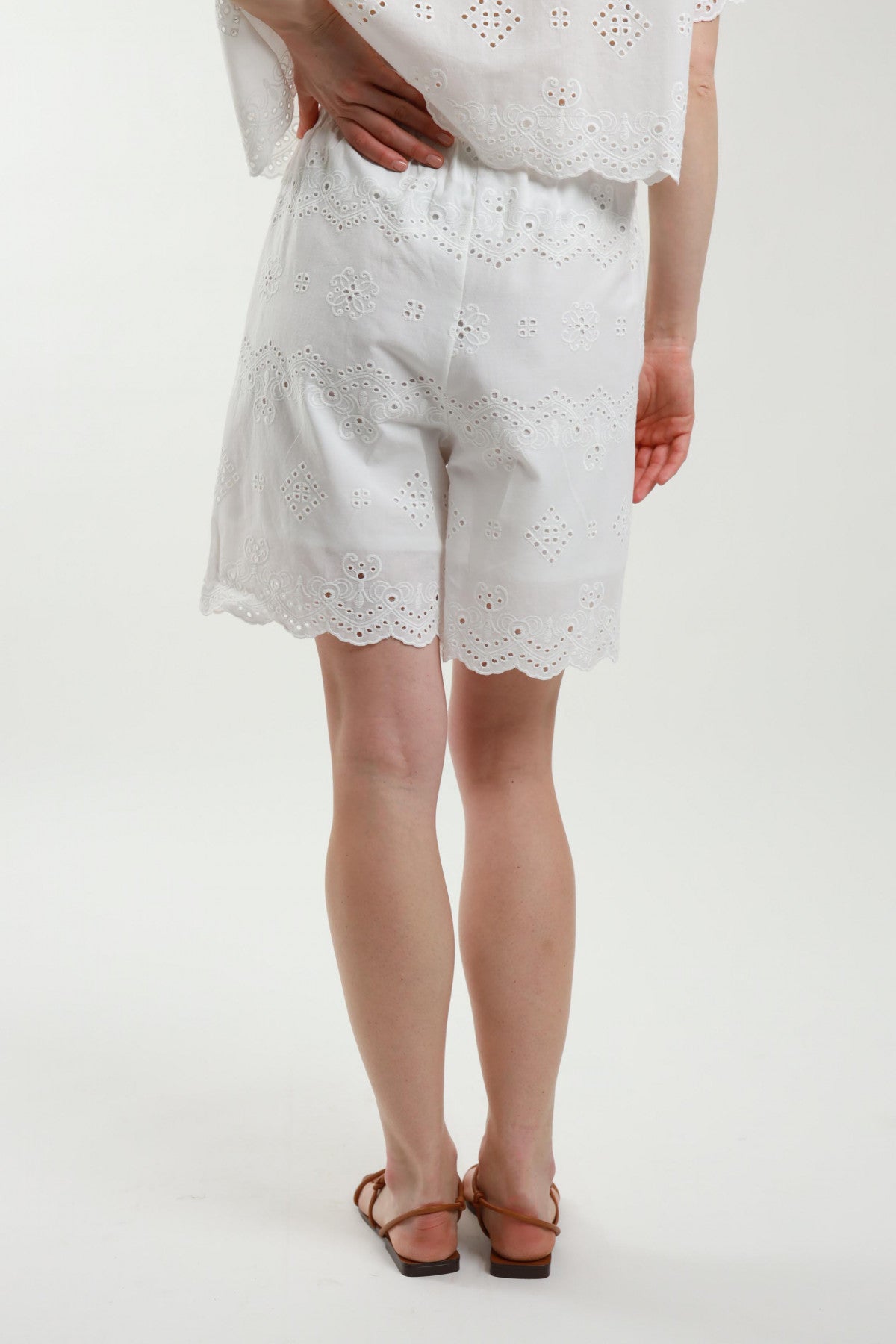 Susymaix Bermuda in pizzo San Gallo SM00473 01 Susy Mix 