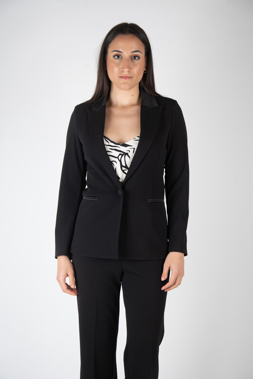 Vicolo Giacca monopetto revers in raso TB0221 01 Vicolo 