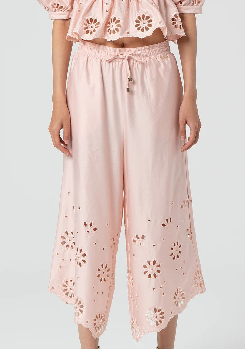 Fracomina pantalone cropped in pizzo San Gallo FJ25SV3002W400E5 F32 Fracomina Easy chic 