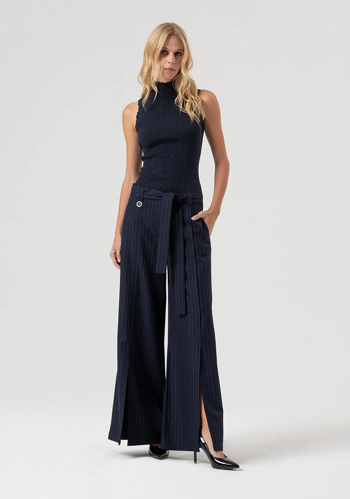 Fracomina Pantalone gessato gamba larga con spacco FR25WV3008W813D4 117 Fracomina Preview 