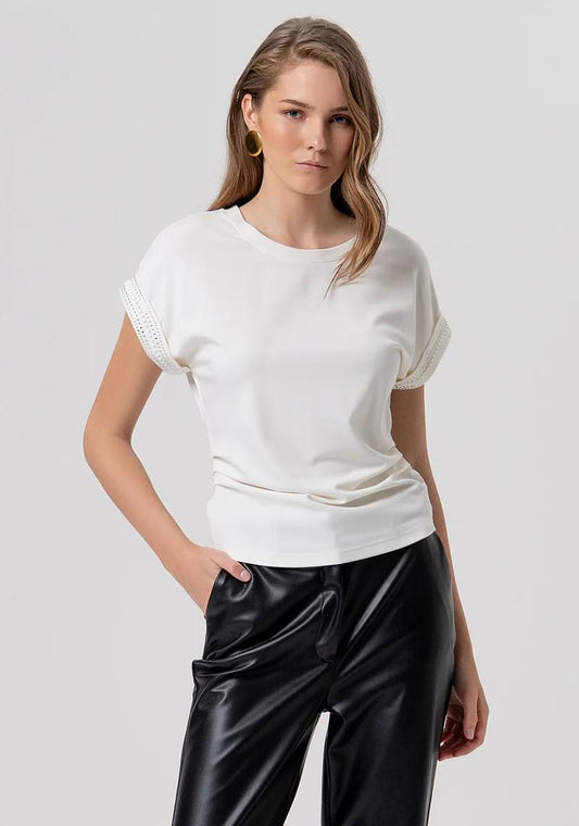 FRACOMINA MAGLIA MANICA AD ALETTA CON BORCHIE E STRASS FR26ST3017J49201 108 Fracomina Preview 