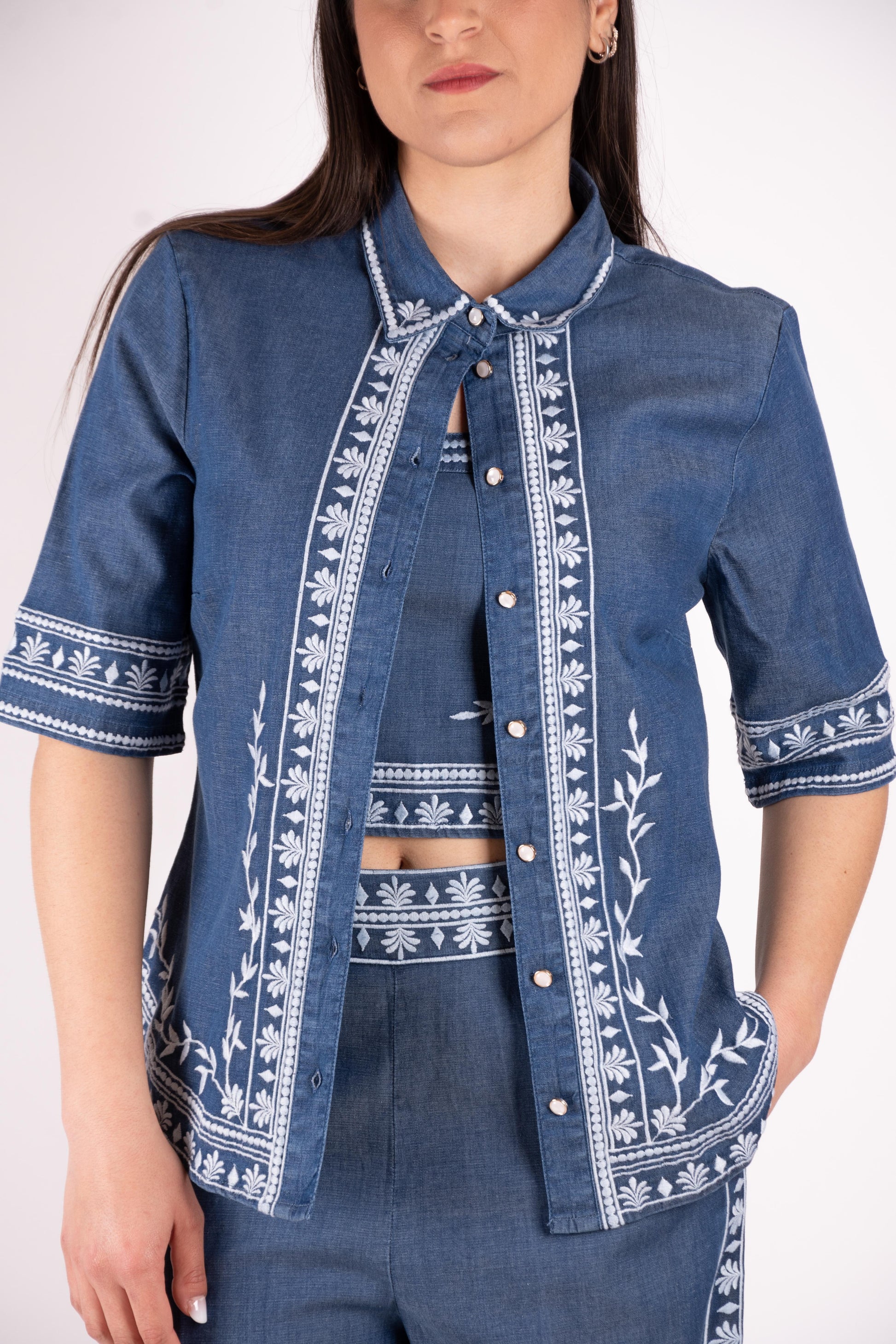 Fracomina camicia con ricamimi FS25ST6019W792E5 175 Fracomina Main 