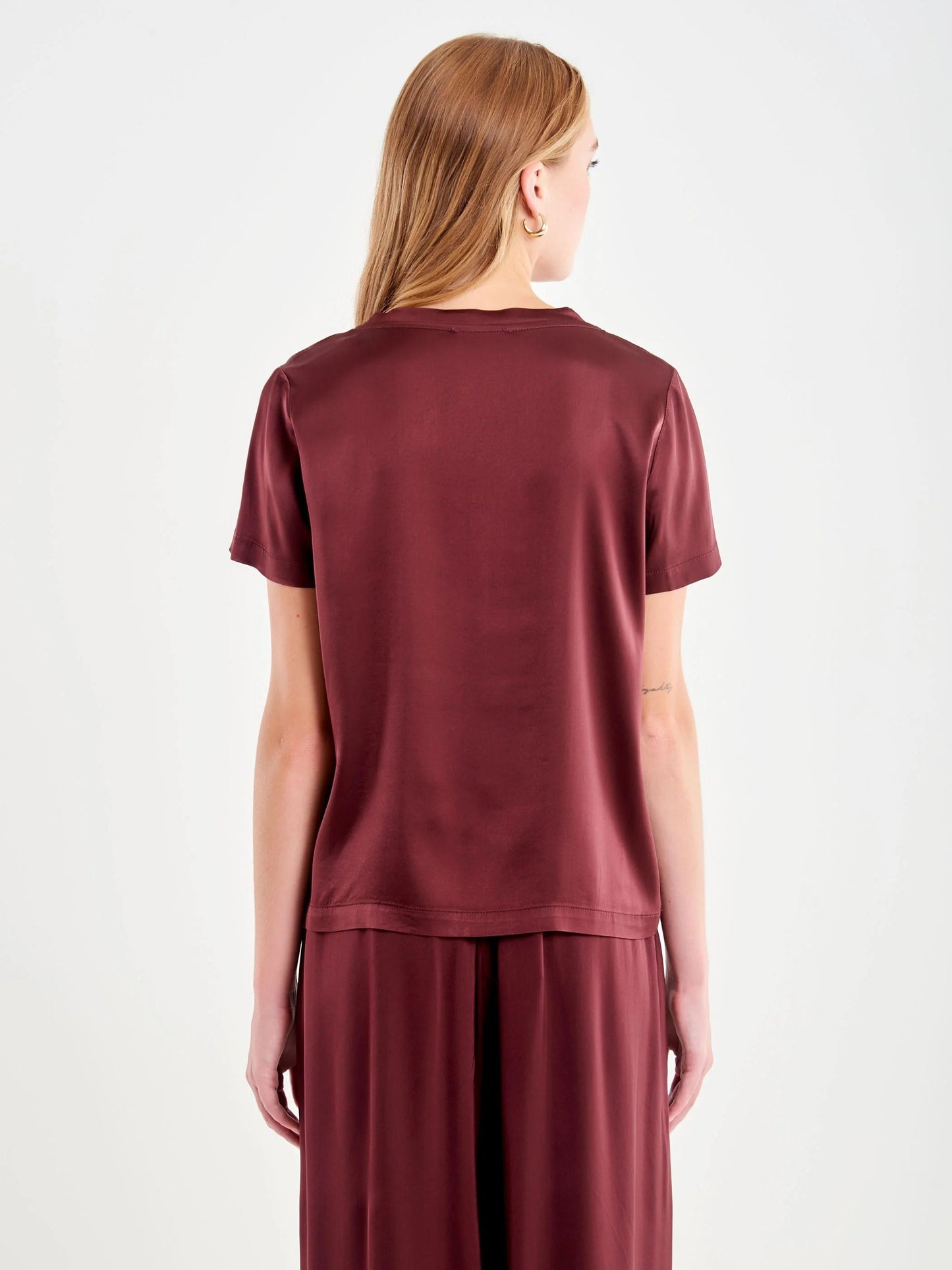 Vicolo T-Shirt in Satin TF0245 02 Vicolo 