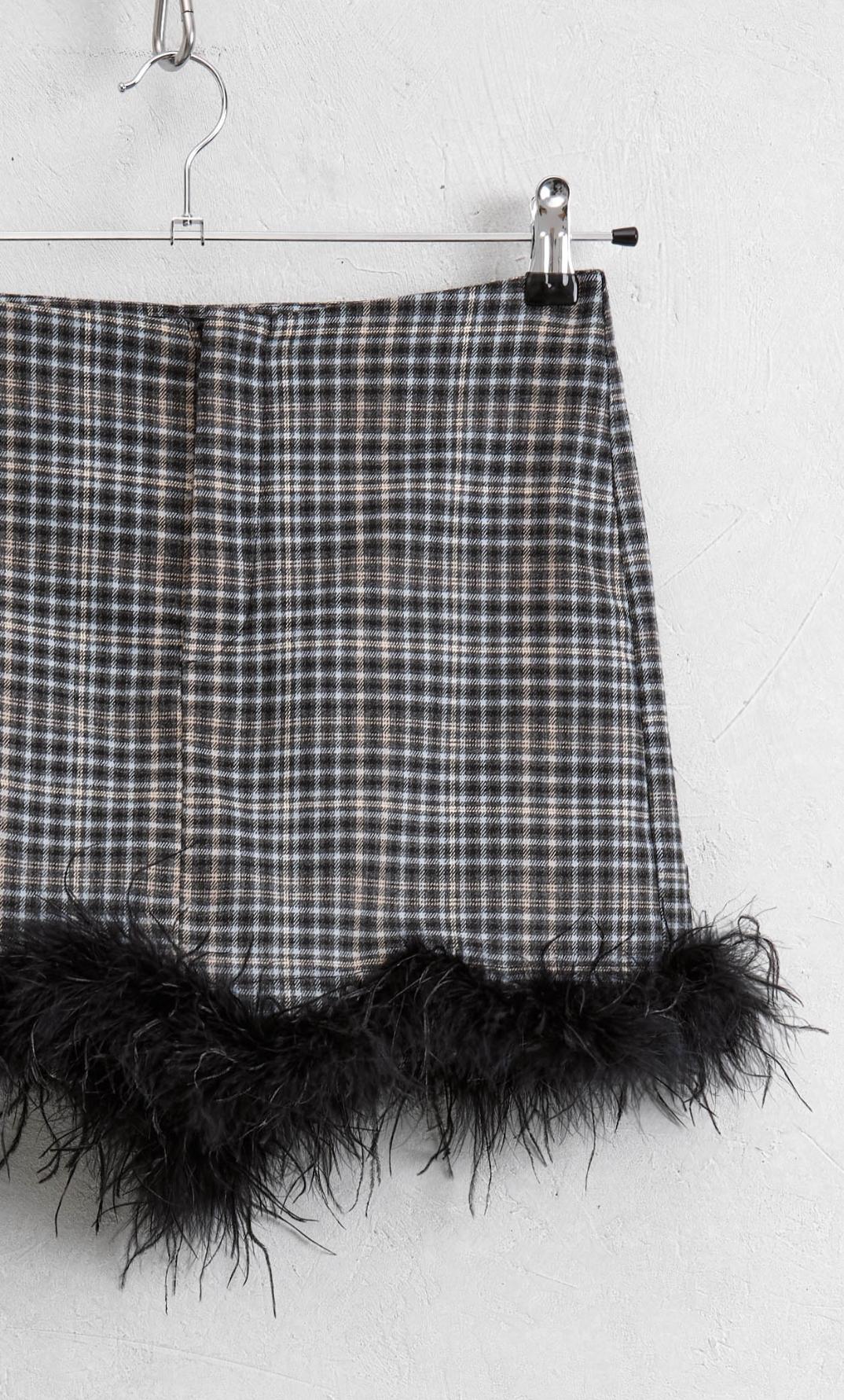 LUMINA SHORT FANTASIA CON PIUME LD3722 01 LUMINA 