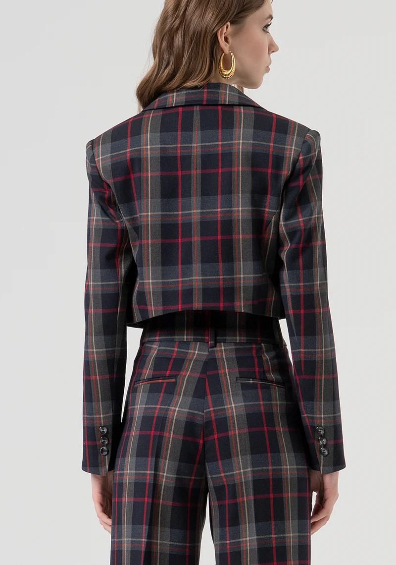Fracomina Giacca doppiopetto cropped fantasia tartan FR25WJ1003W45995 T62 Fracomina Preview 