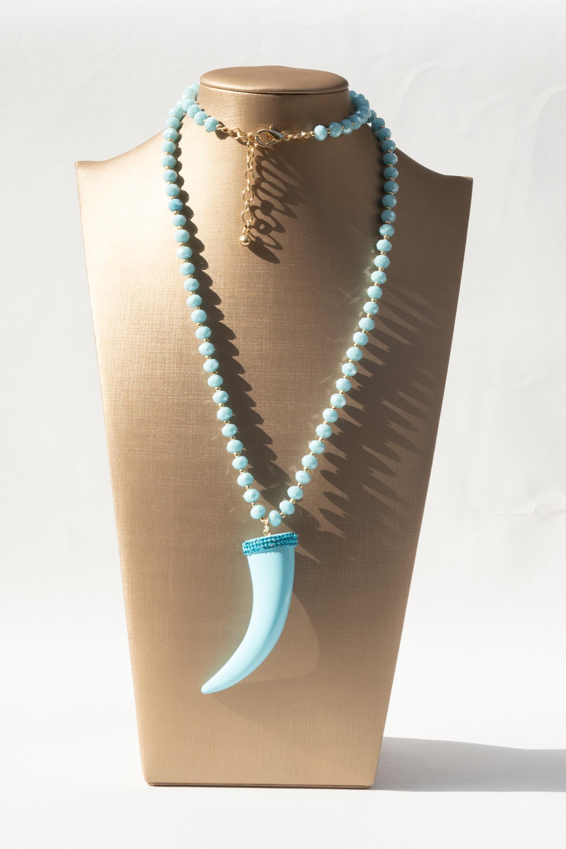 Chili dataìls Collana lunga con corno NK897901291153 03 Chili 