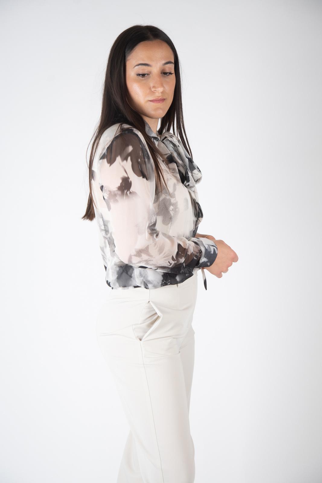 SusyMix èlite Camicia fantasia collo con fiocco EL2407 01 Susy Mix èlite 