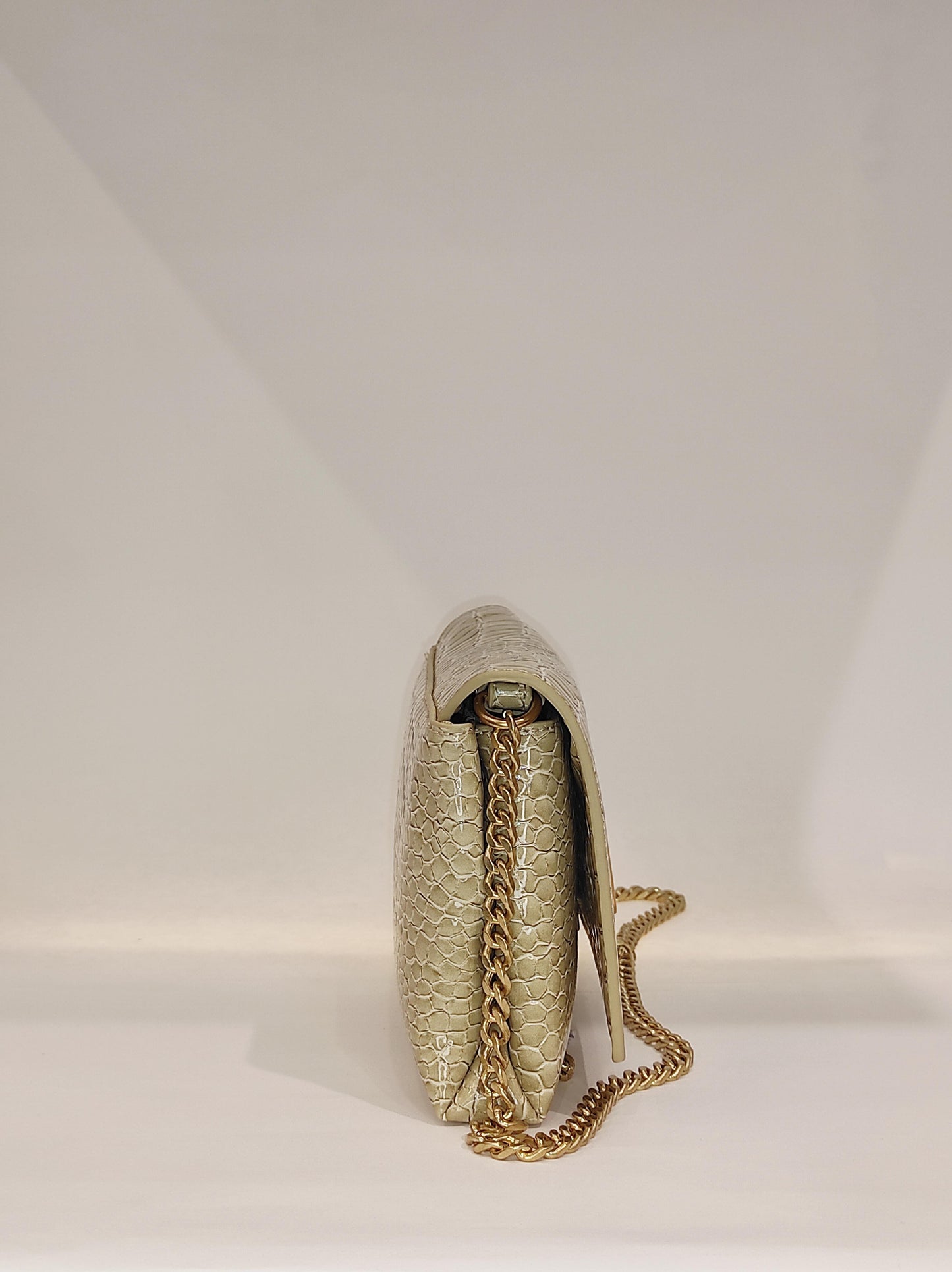 Vicolo Shibuya Tracollo in vernice stampa cocco XF0013 01 Vicolo 