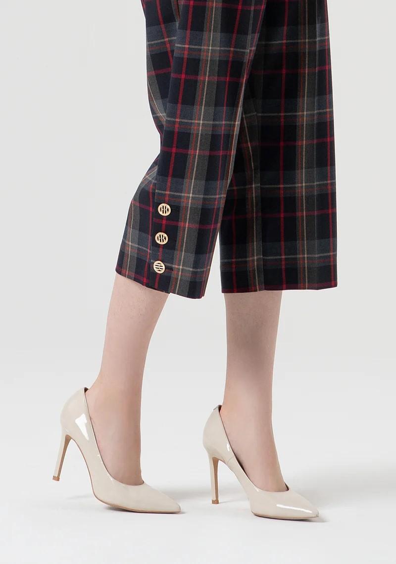 Fracomina Pantalone cropped fantasia tartan FR25WV9006W45995 T62 Fracomina Preview 